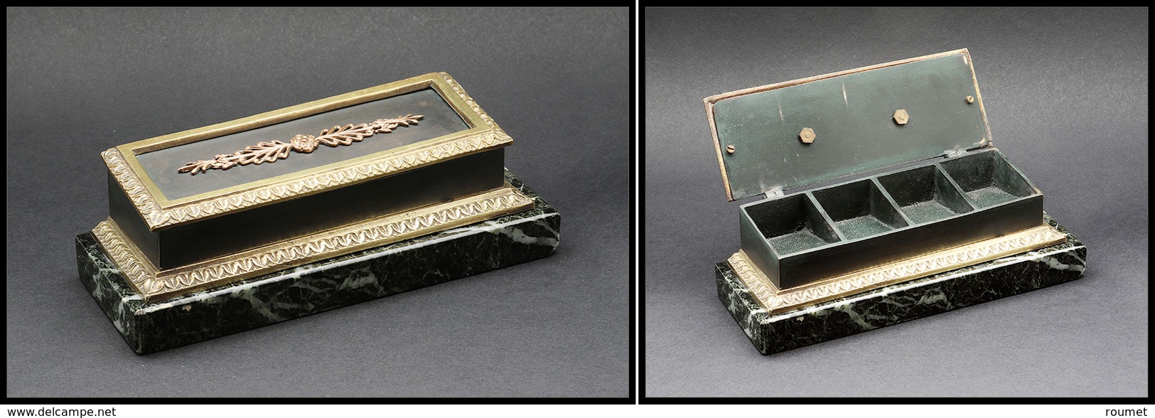 Boîte En Bronze Doré, Posée Sur Un Socle En Marbre Vert (pd Dans Un Angle), 4 Comp., 140x55x45mm. - TB - Postzegeldozen