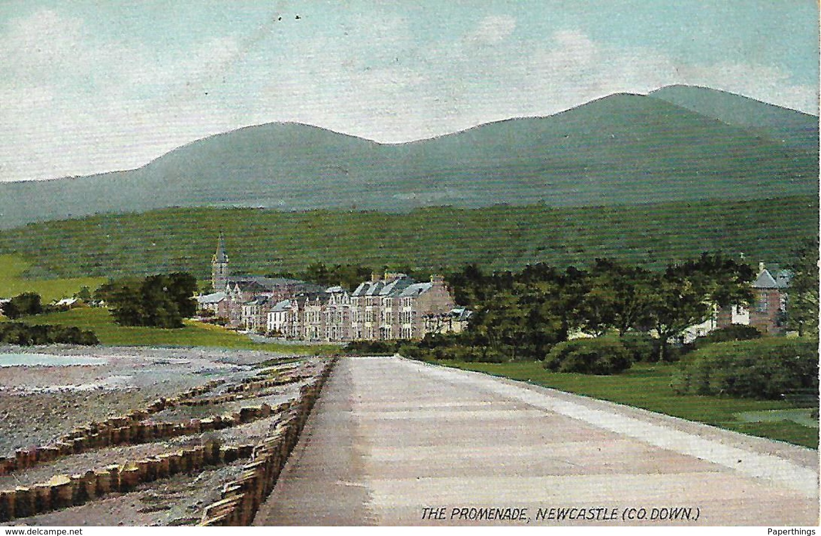 Old Colour Postcard, Ireland, The Promenade, Newcastle (co Down). Landscape, Buildings. - Down