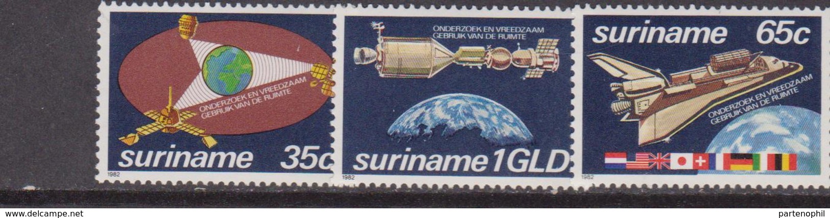 Suriname - 1982 Spazio Space Set  MNH - Suriname