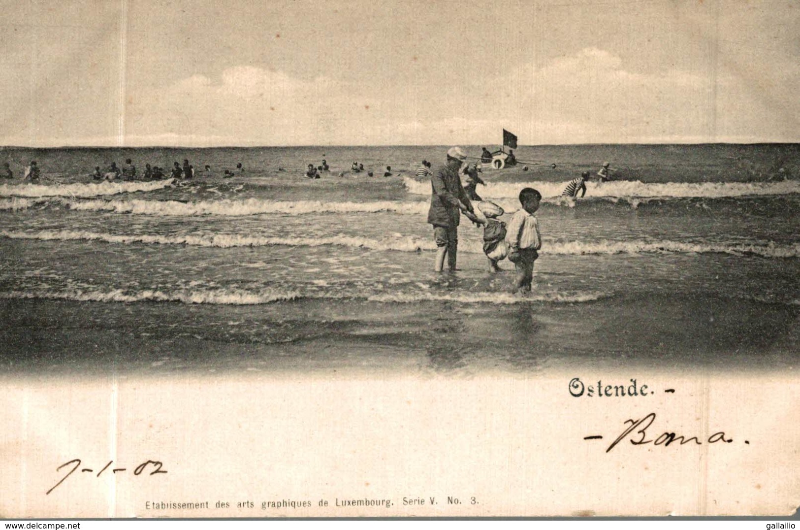 OSTENDE BAIN SUR LA PLAGE - Oostende