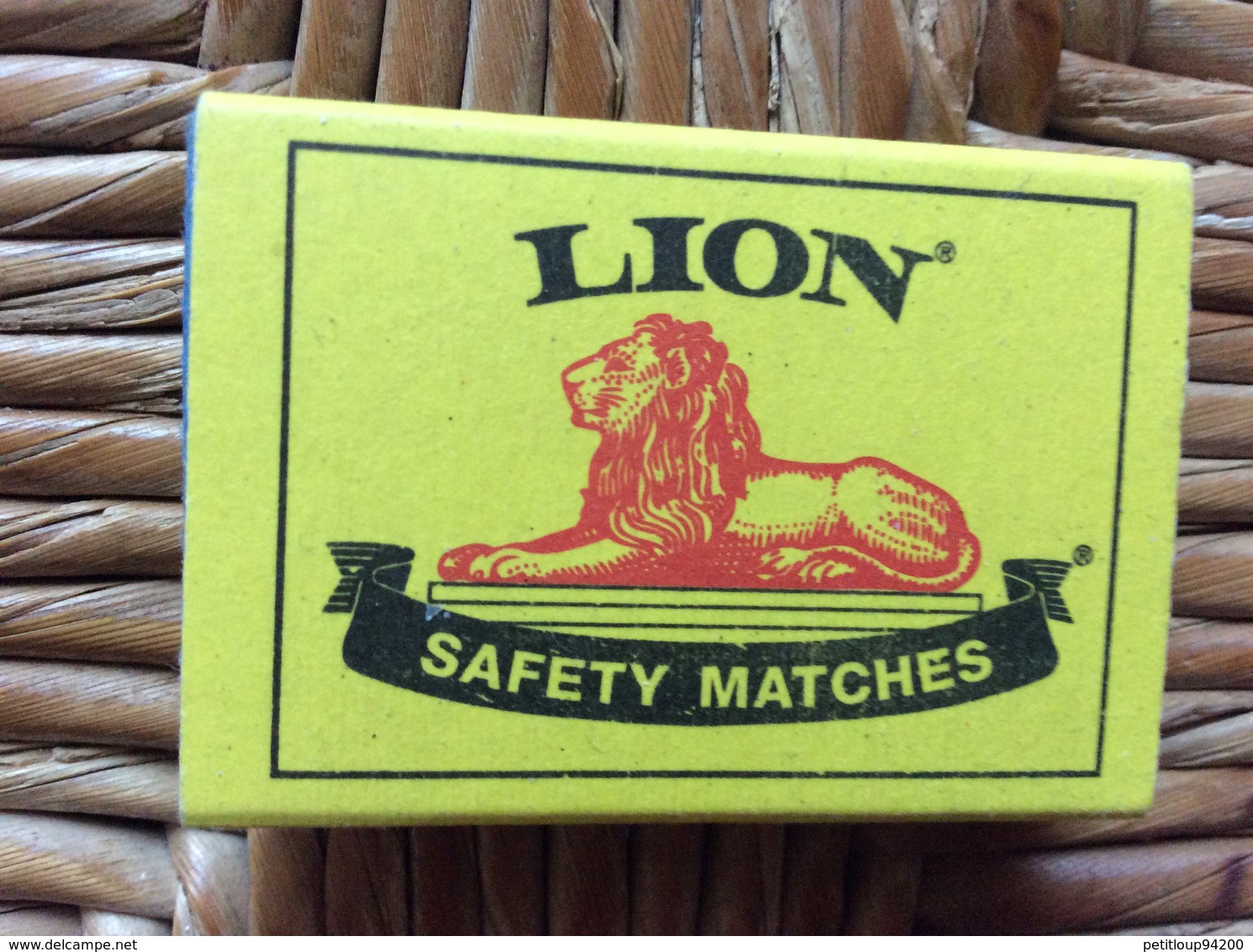 BOITE D’ALLUMETTES  Lion  SAFETY MATCHES  Afrique Du Sud - Boites D'allumettes