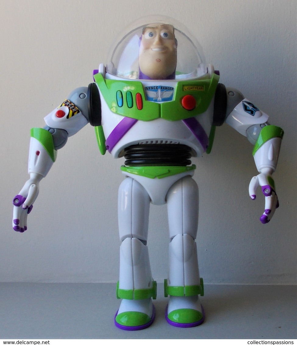 - TOY STORY - BUZZ L'ECLAIR - Sonore Et Lumineux - Hauteur 29cm - - Disney