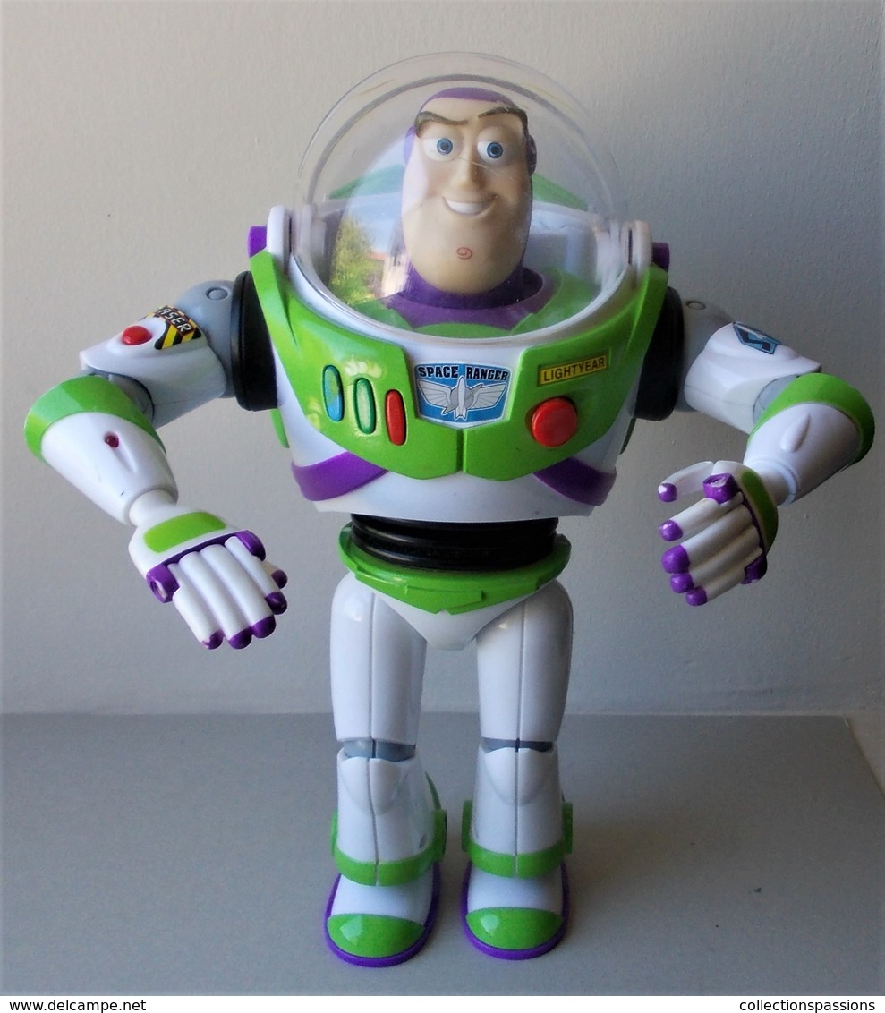 - TOY STORY - BUZZ L'ECLAIR - Sonore Et Lumineux - Hauteur 29cm - - Disney