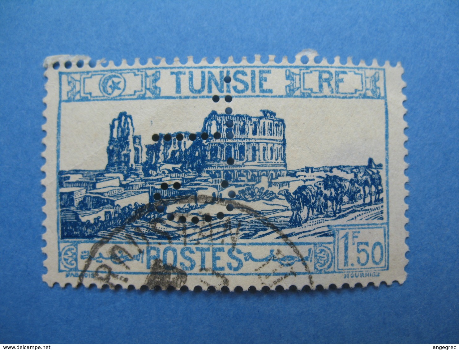 Perforé  Perfin   Tunisie ,   Perforation :   CL 7    à Voir - Autres & Non Classés