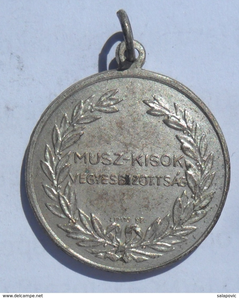 MEDAL Swimming KUT - Swimming