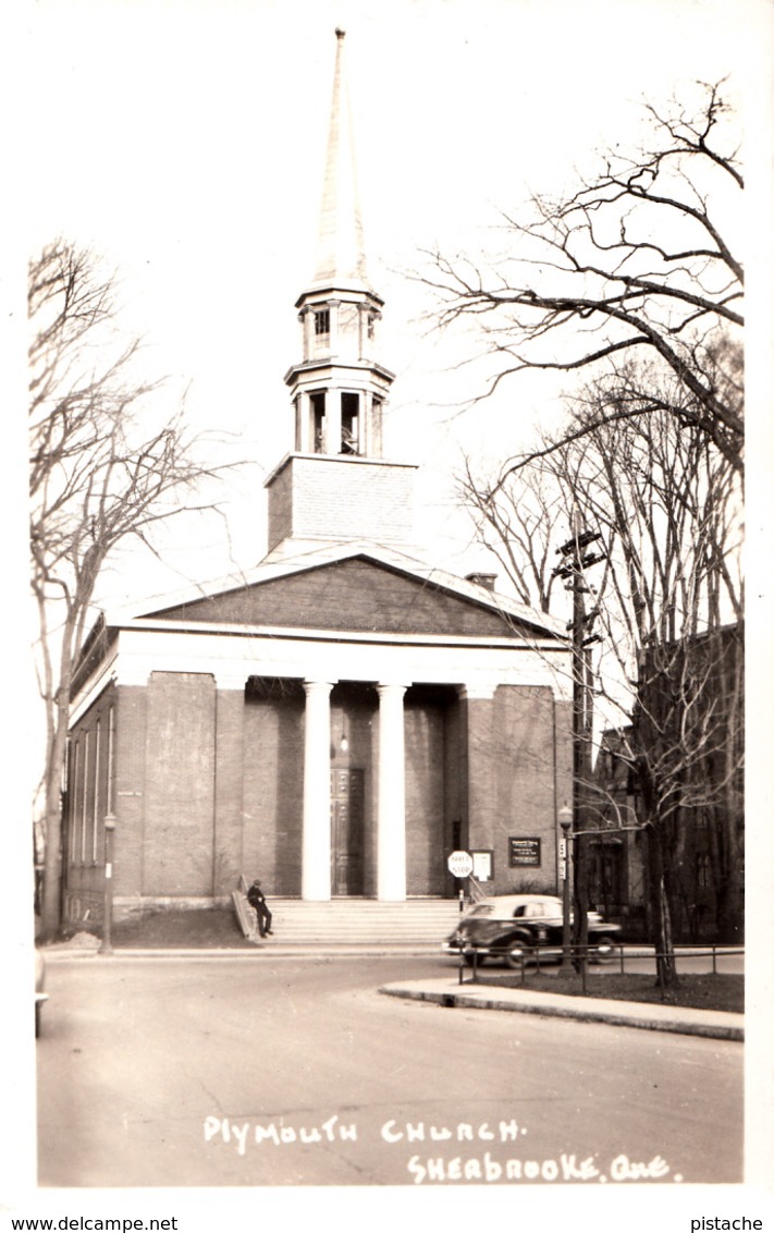 RPPC B&W - Real Photo Véritable - Sherbrooke Québec - Église Plymouth Church - Car Voiture - Petite Animation - 2 Scans - Sherbrooke