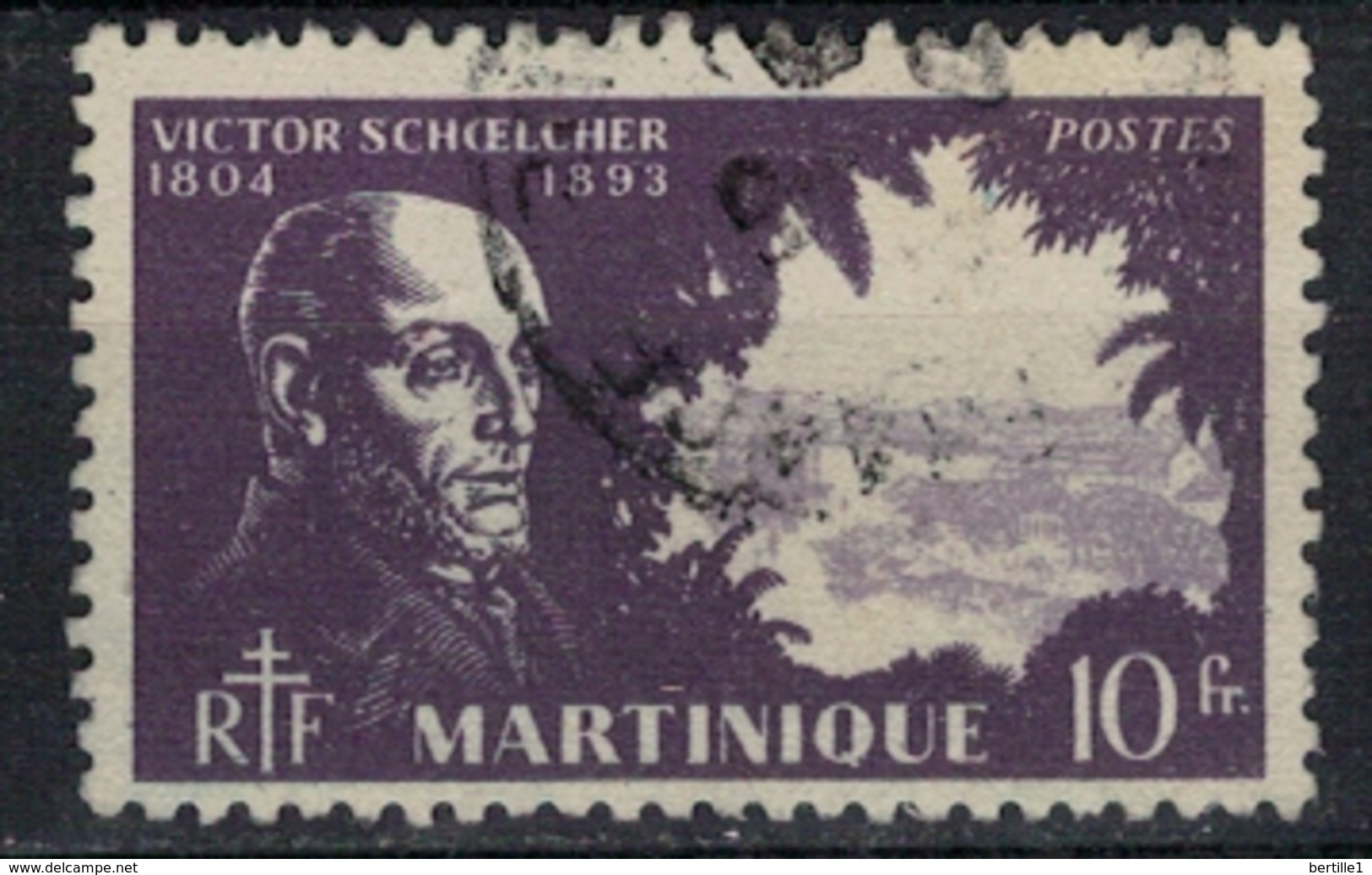 MARTINIQUE            N°  YVERT    215      OBLITERE       ( O   3/56 ) - Oblitérés