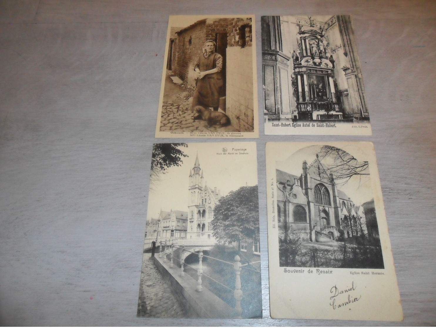 Grand beau lot de 100 cartes postales de Belgique        Groot mooi lot van 100 postkaarten van België