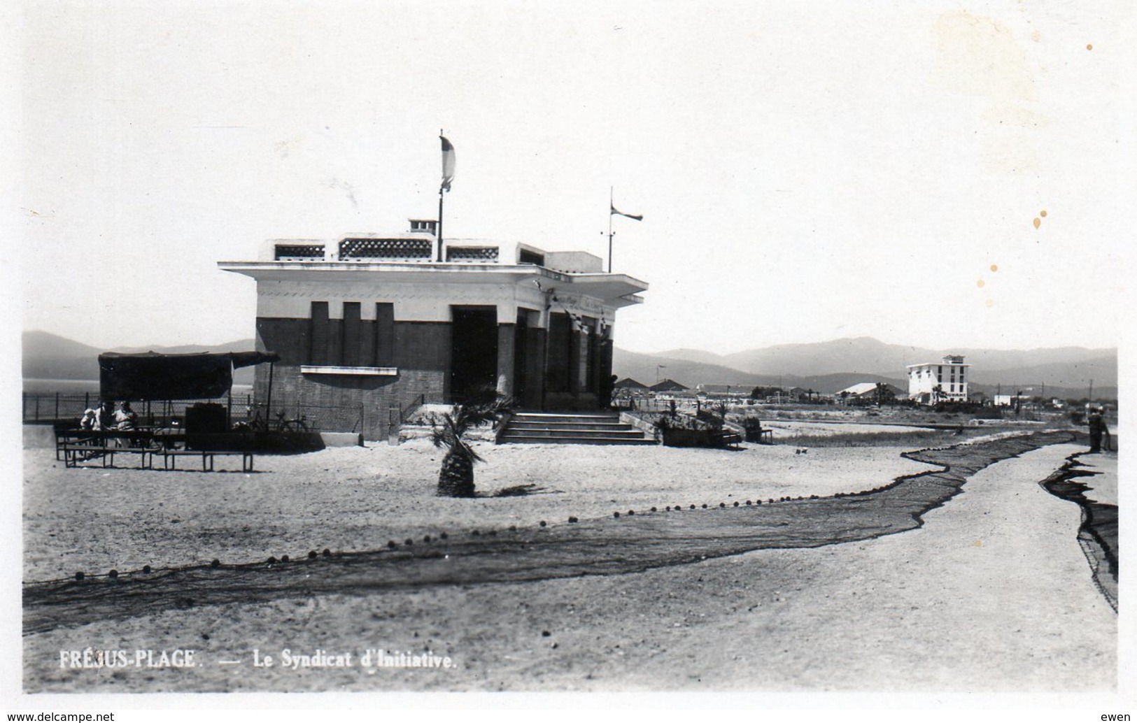 Fréjus-Plage. Le Syndicat D'Initiative. (Rare) - Frejus