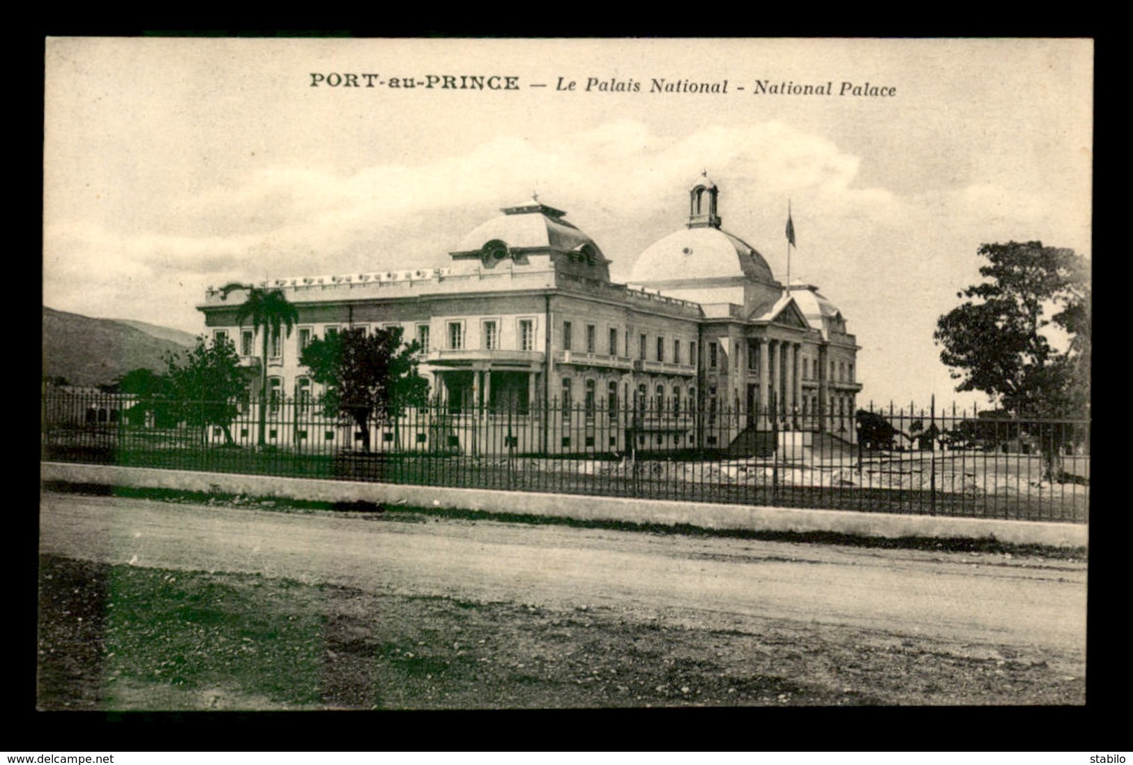 HAITI - PORT AU PRINCE - LE PALAIS NATIONAL - Haïti