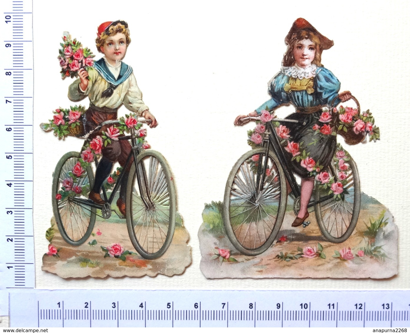 2 CHROMOS  DECOUPIS.......ENFANTS A VELO ....TRANSPORTANT DES FLEURS - Enfants