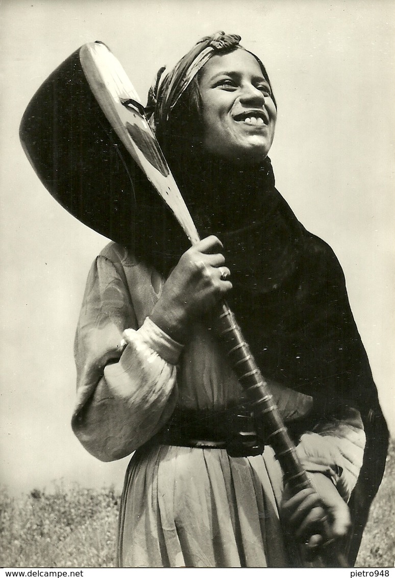 Lebanon, A Woman Singer In Costume, Chanteuse En Costume - Libano