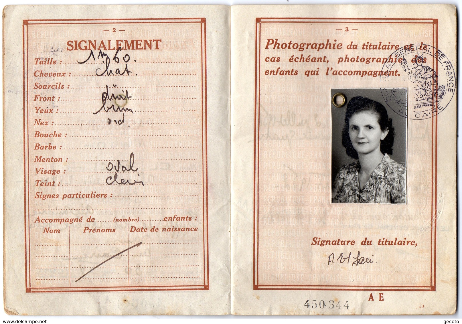 Passeport Français -  établi Au Caire En 1952 - Nonbreux Visas - Non Classificati