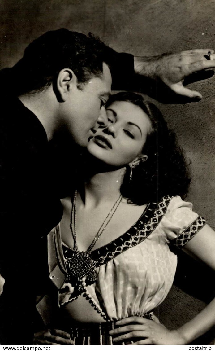 YVONNE DE CARLO Y TONY MARTIN - Acteurs