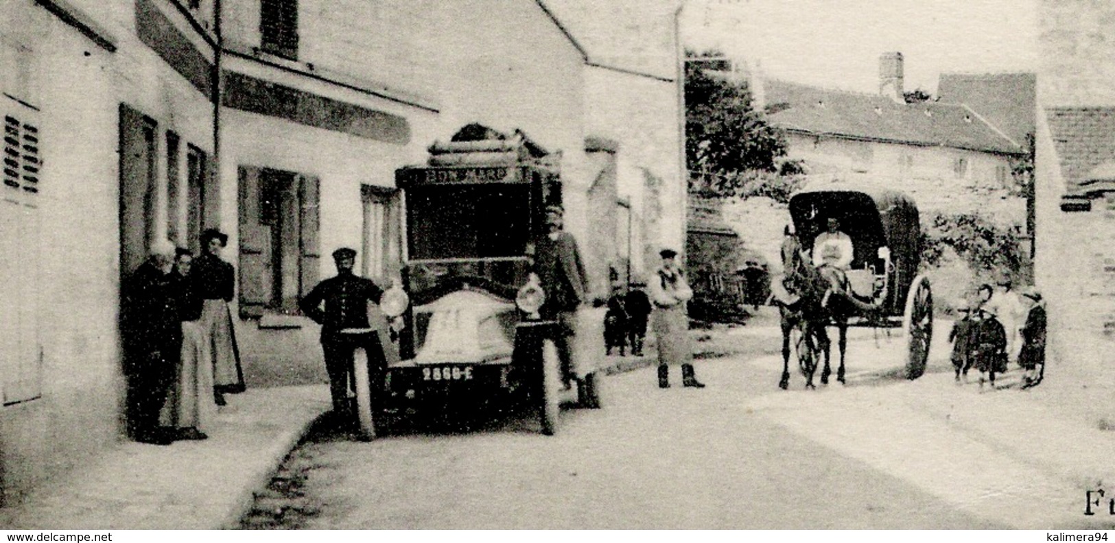 VAL D' OISE / CHAMPAGNE / LA RUE D' AIRE ( Automobile AU BON MARCHE ) /  Edit. FREMONT  /  Imp.  E. LE DELEY  ( ELD ) - Champagne Sur Oise