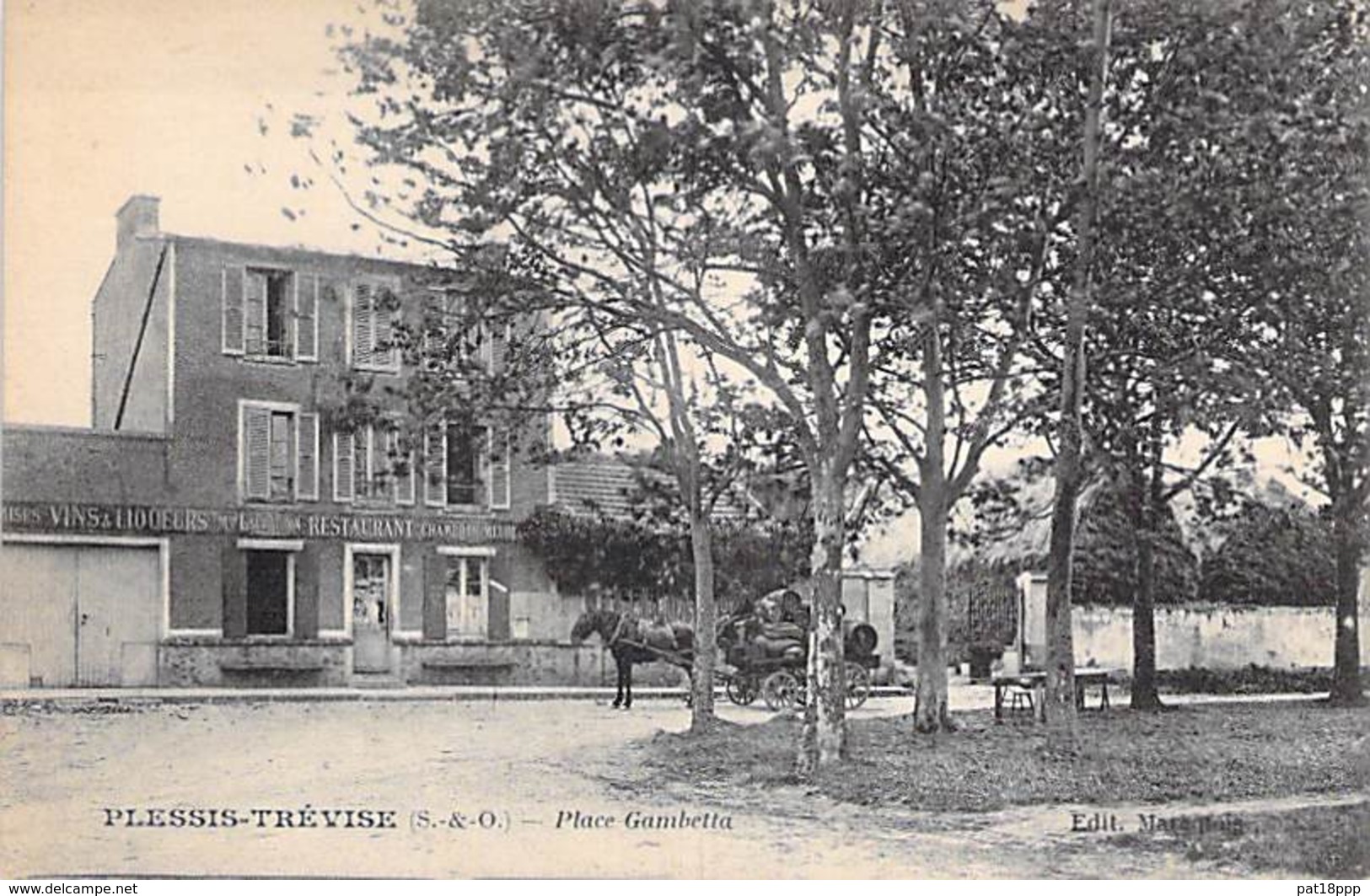 94 - LE PLESSIS TREVISE : Place Gambetta ( Bon Plan Restaurant - Attelage ) CPA - Val De Marne - Le Plessis Trevise