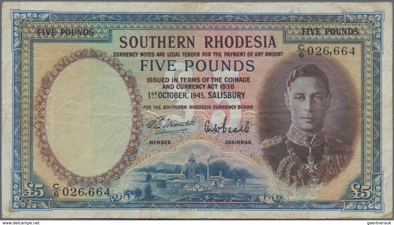 Southern Rhodesia / Süd-Rhodesien: 5 Pounds October 1st 1945, P.11, Still Nice With Lightly Toned Pa - Rhodesien