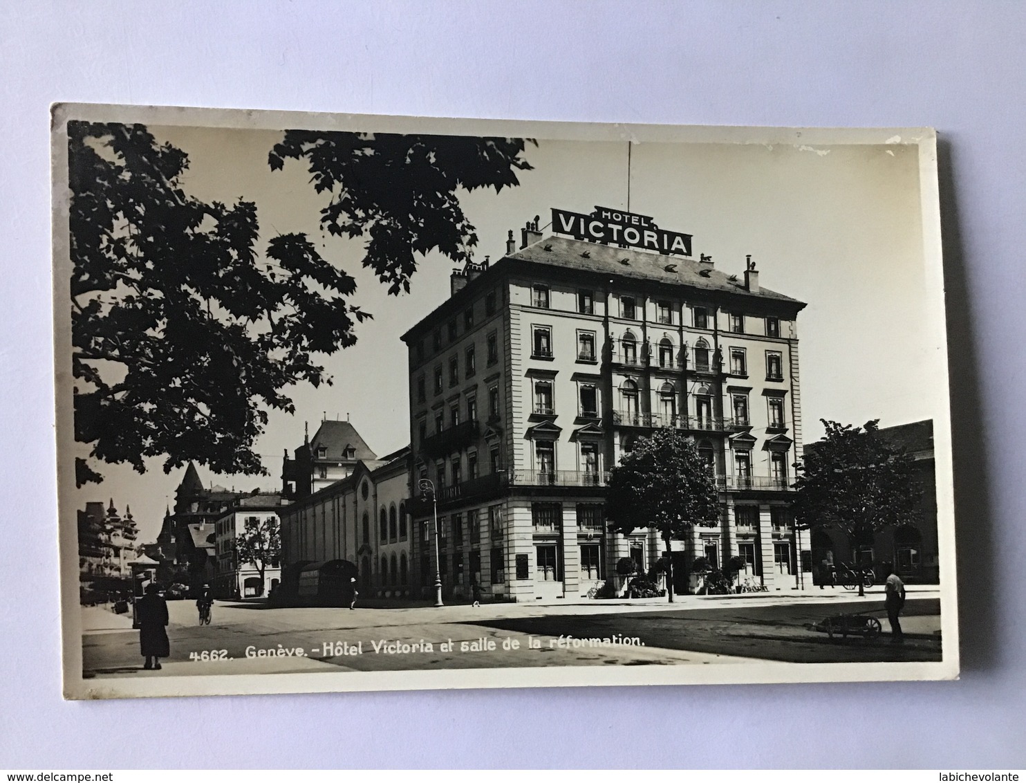 Genève. - Hôtel Victoria Et Salle De La Réformation - Genève