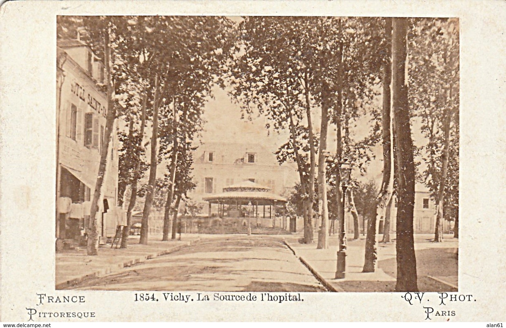 PHOTO CDV 19 EME VICHY LA SOURCE DE L' HOPITAL  CABINET MARTINET à PARIS - Ancianas (antes De 1900)