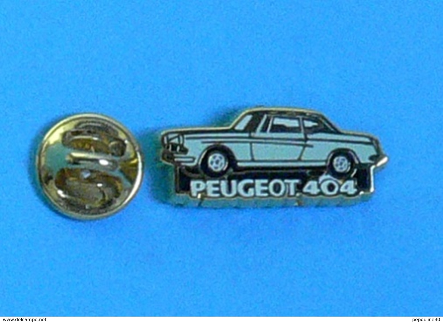 1 PIN'S  //  ** PEUGEOT 404 ** . (Helium Paris) - Peugeot