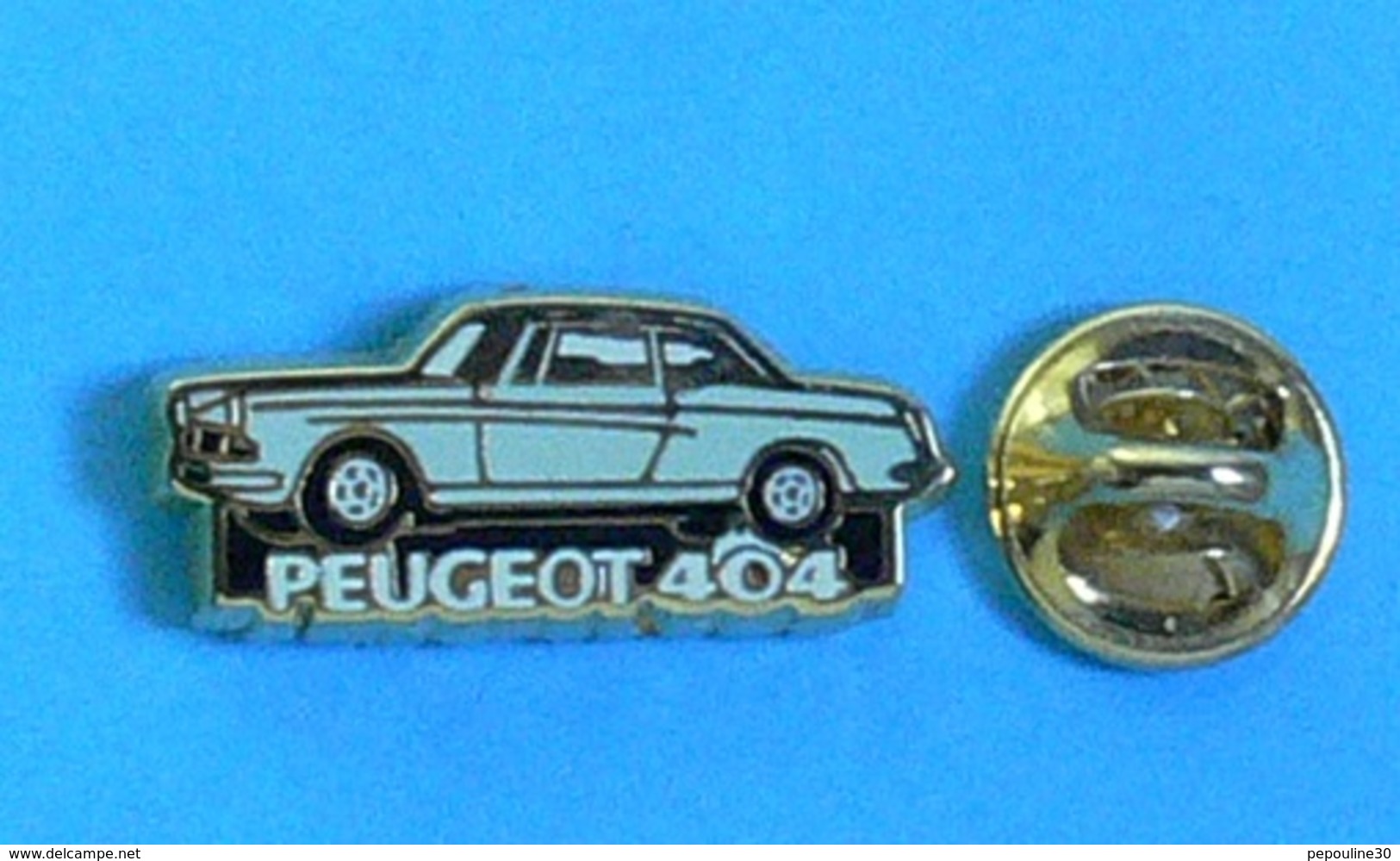 1 PIN'S  //  ** PEUGEOT 404 ** . (Helium Paris) - Peugeot