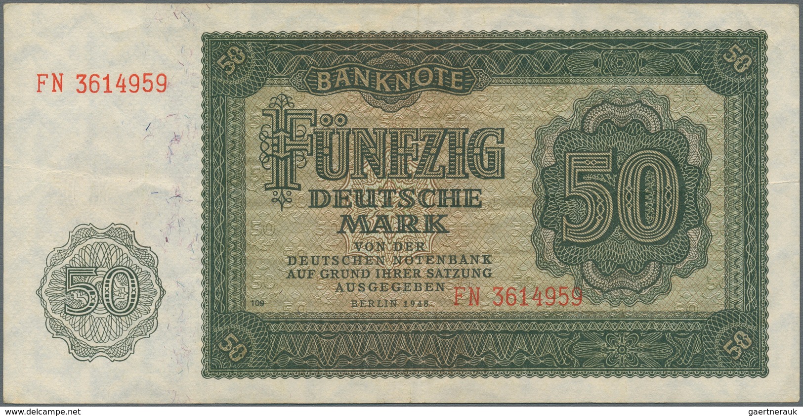 Deutschland - DDR: Album mit 181 Banknoten und diversen Gutscheinen DDR, diversen Banknoten Deutsche