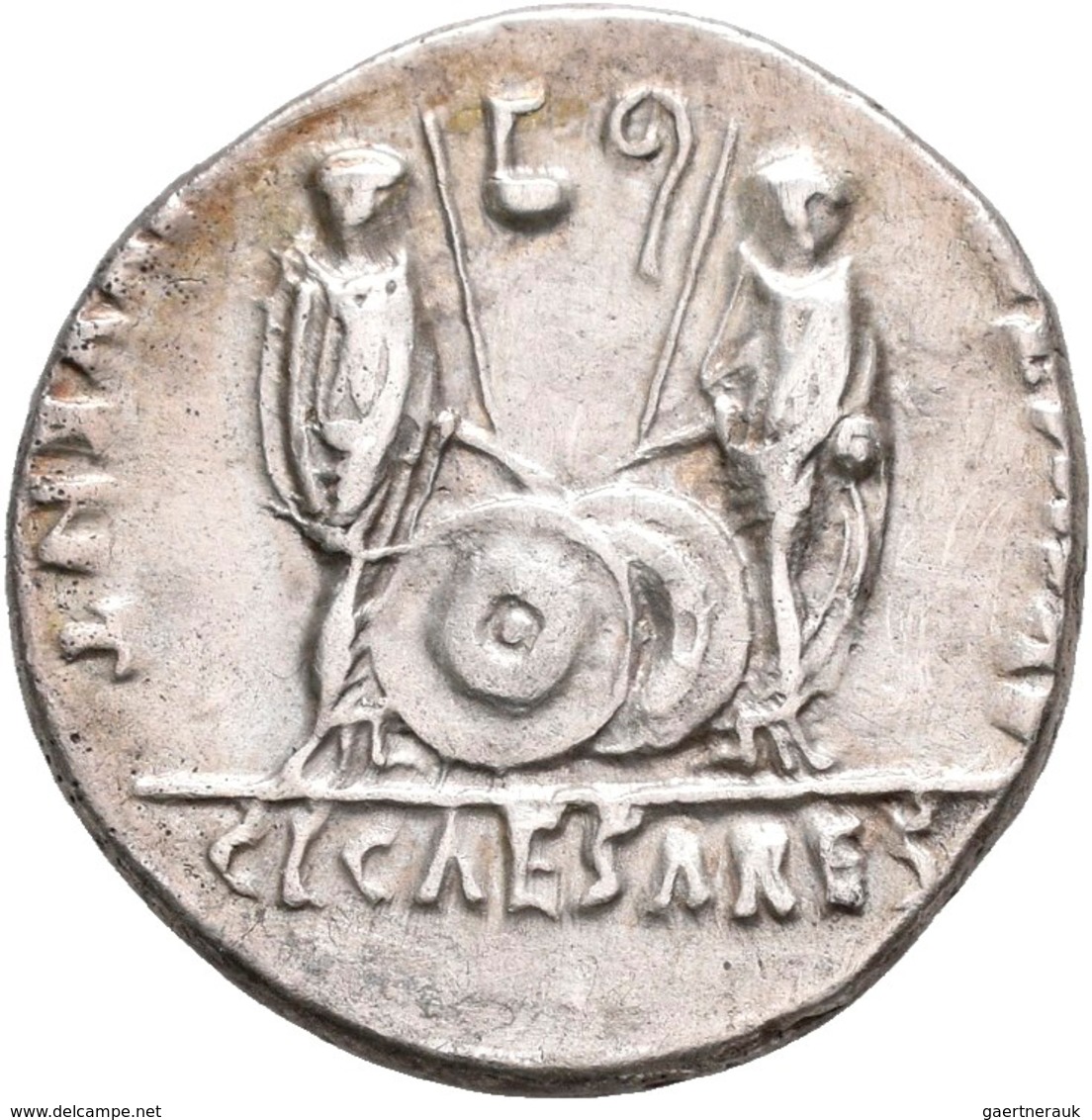 Augustus (27 V.Chr. - 14 N.Chr.): AR-Denar, 18,4 Mm, 3,85 G, Schrötlingsfehler, Sehr Schön. - La Dinastía Julio-Claudia (-27 / 69)