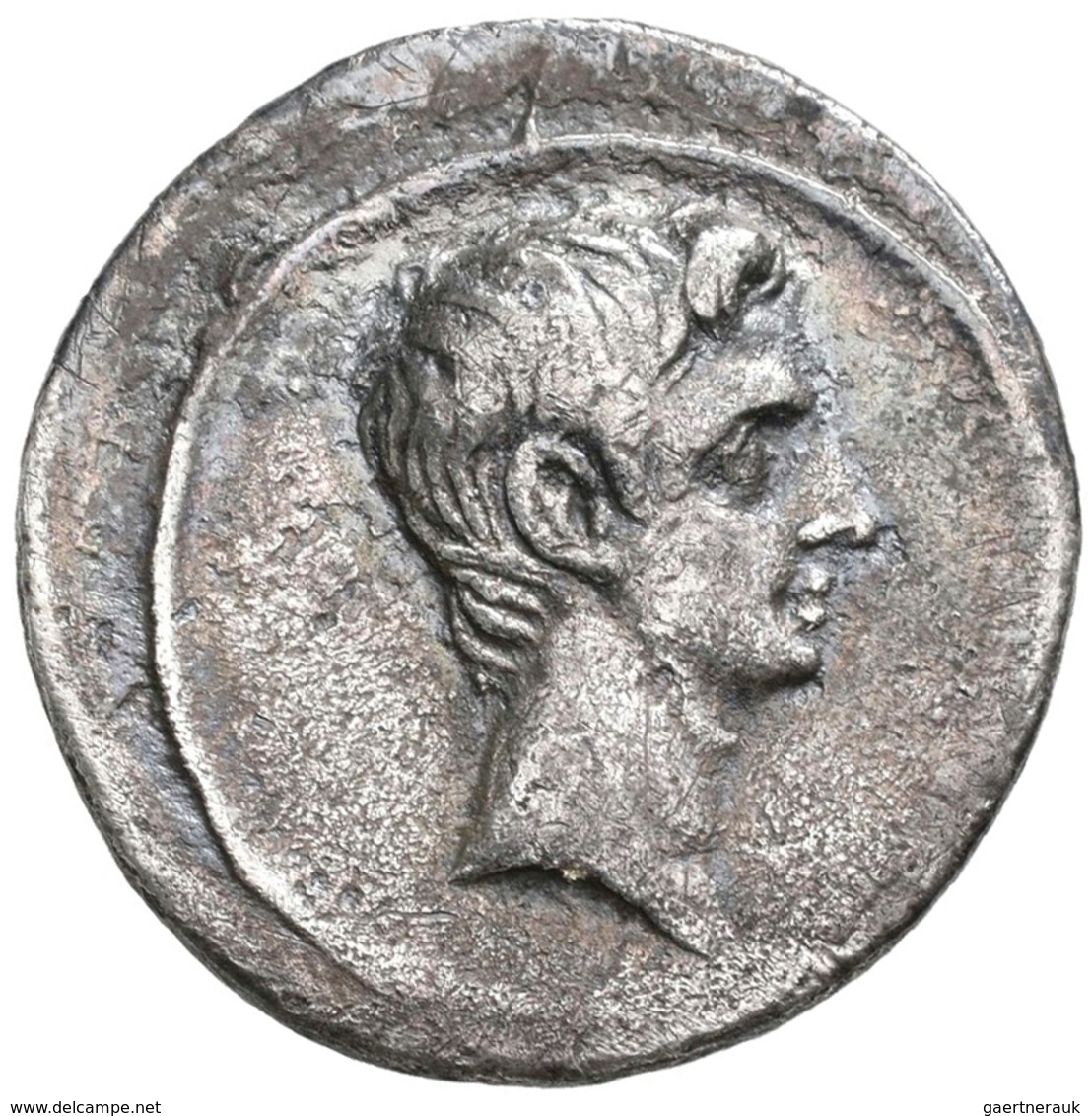 Augustus (27 V.Chr. - 14 N.Chr.): Denar 29/27 V. Chr., Brindisi Oder Rom, Kopf Nach Rechts / Triumph - Die Julio-Claudische Dynastie (-27 / 69)