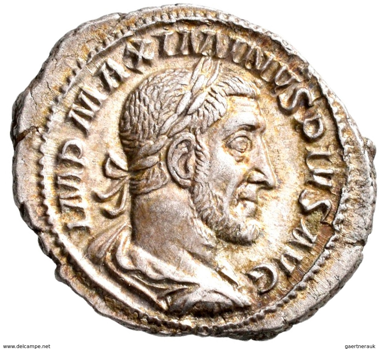 Antike: Lot 11 AR-Denare; Domitianus 69-96 Nerva 96-98, Traianus 98-117, Hadrianus 117-138, Antoninu