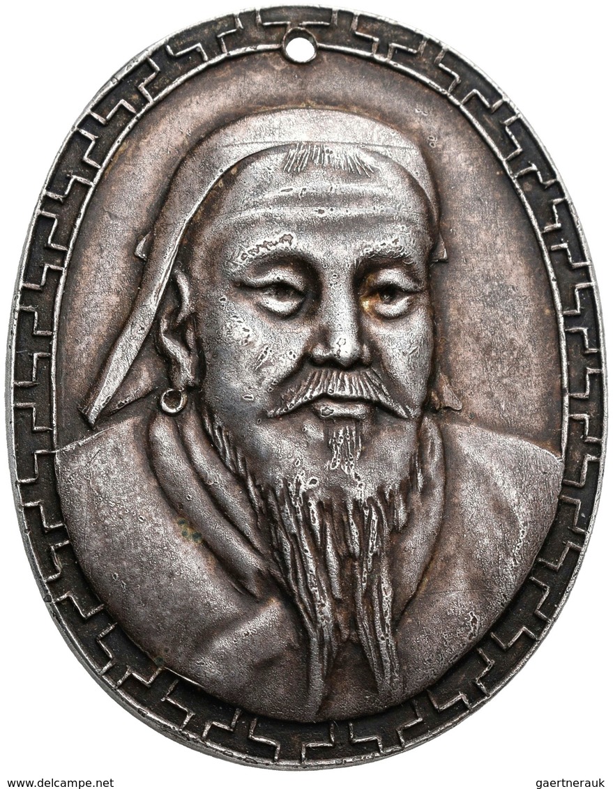 Mongolei: Dschingis Khan 1167-1227: Ovales Silber-Medaillon O.J., Auf Dschingis Khan, Brustbild Von - Mongolia