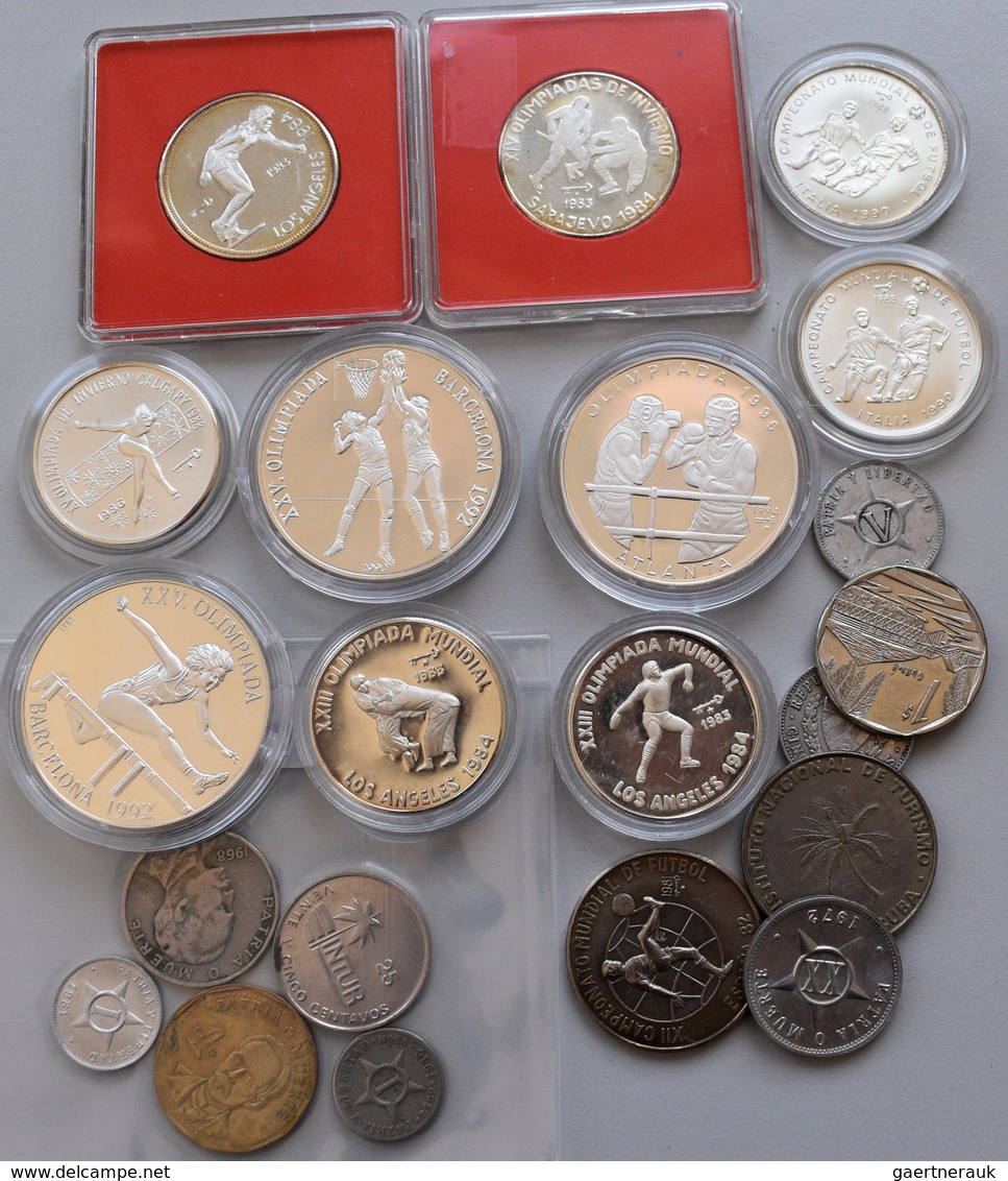 Kuba: Lot 21 Münzen Aus Kuba, Davon 10 Silber Gedenkmünzen, überwiegend Sportmotiv. - Kuba
