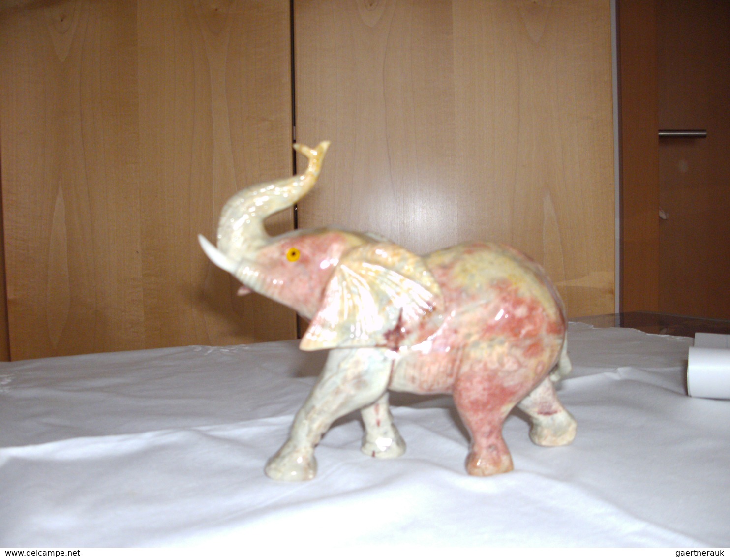 Varia, Sonstiges: EDELSTEIN-ELEFANTEN: Unglaubliche Sammlung Von 122 Herrlichen Elefantenfiguren Aus - Other & Unclassified