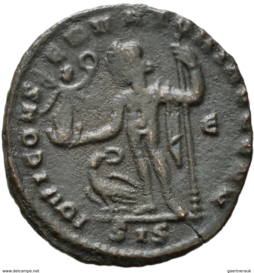 Antike: Kleine Sammlung Bronzemünzen aus der Römischen Kaiserzeit; meist Æ - Follis, unter anderem v
