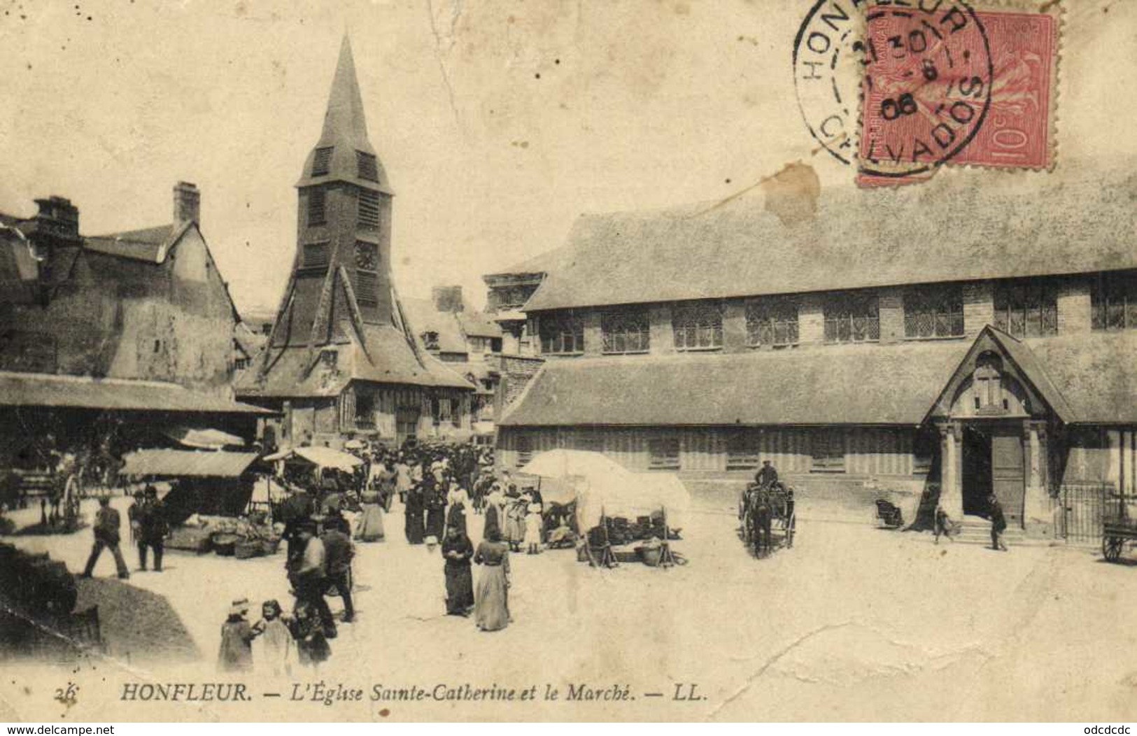 HONFLEUR  L' Eglise Sainte Catherine Et Le Marché RV - Honfleur