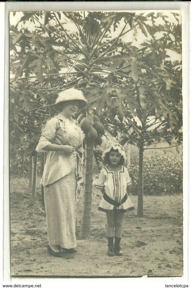 ETHIOPIE - DIRE DAWA / CARTE PHOTO FEMME COLON ET SA PETITE FILLE - Ethiopie