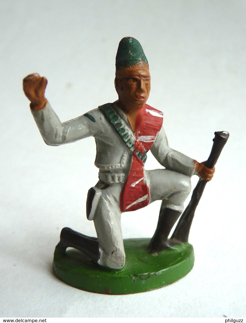 FIGURINE STARLUX  COWBOY  RARE MEXICAIN GAUCHOS 1953 247 GENOUX FUSIL  Manque Rondelle De Chapeau Amovible - Starlux