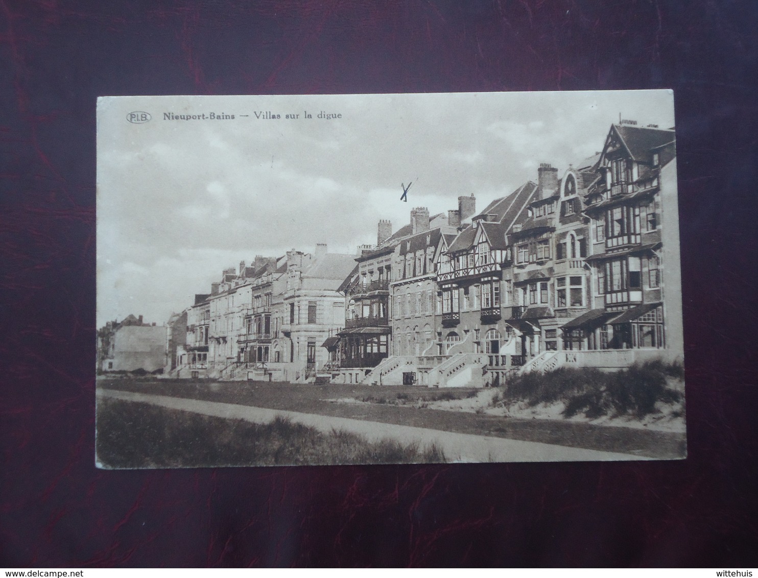 Nieuport - Bains    Villas Sur La Digue       ( 2scans ) - Nieuwpoort