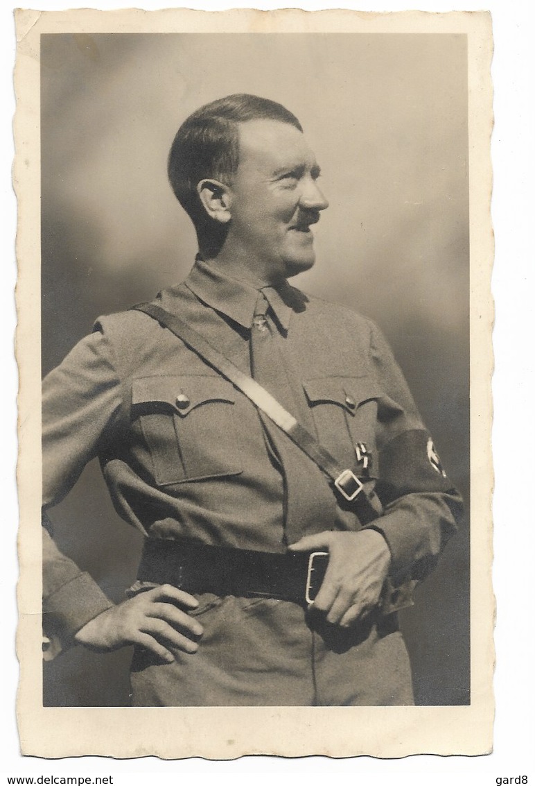 Propagande  - Adolf Hitler En Chemise Brune  - Epoque Du NSDAP - Familles Royales