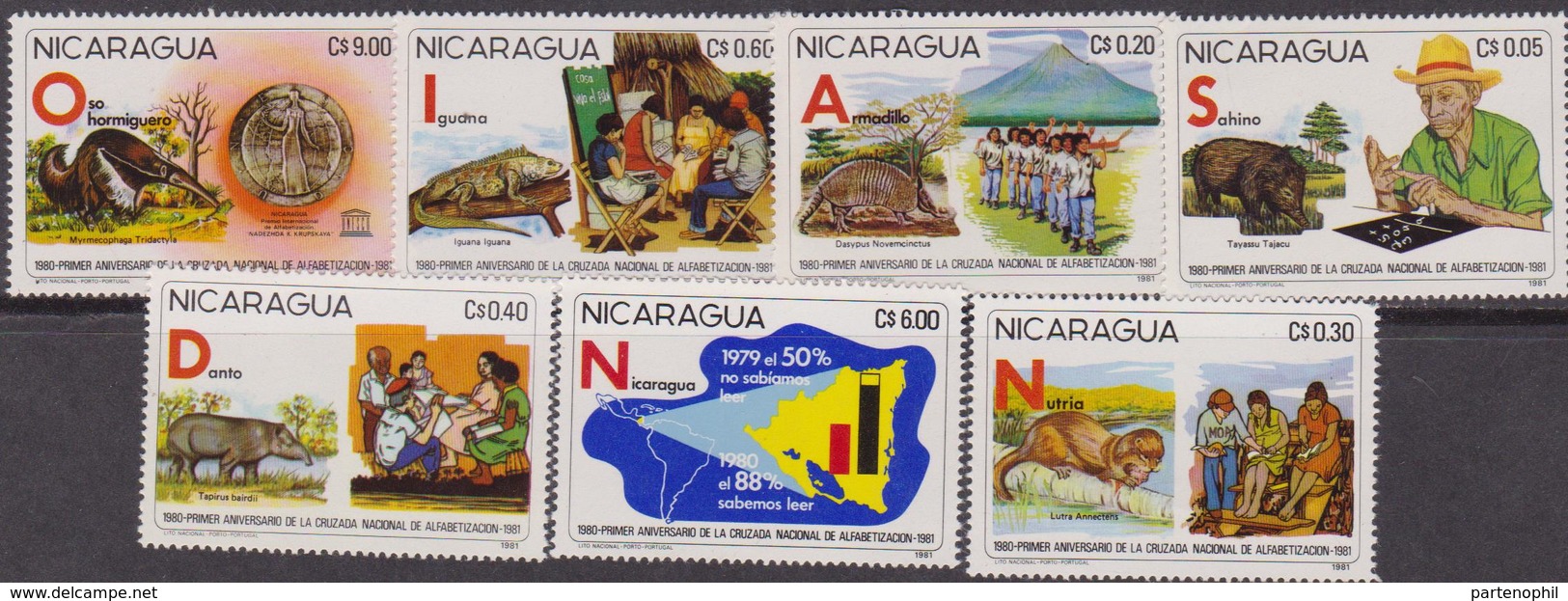 NICARAGUA 1981 UNESCO Alfabetizzazione  - MNH Set - Nicaragua