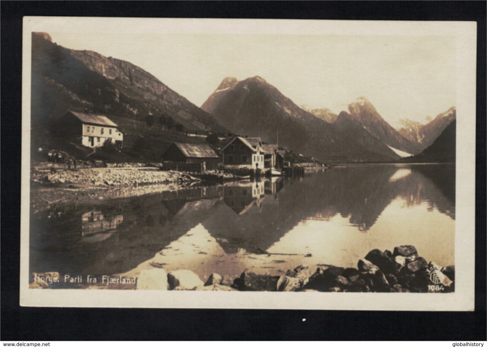 DE2134 - NORWAY - PARTI FRA FJAERLAND - VIEW OVER THE LAKE - Norwegen