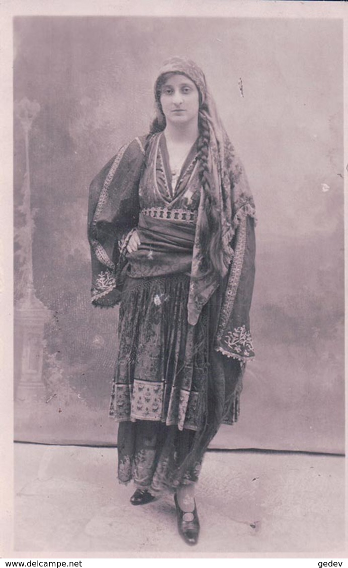 Grèce, Thessalie Volos, Jeune Fille En Costume (7703) - Grecia