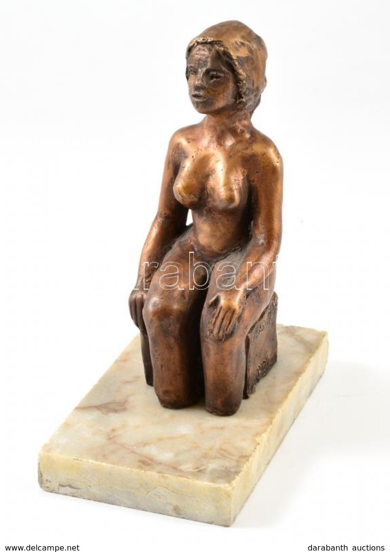 2004 Szabó Mária (?-): Ülő Nő, Bronz Szobor, Márvány Talapzaton, M: 22 Cm - Other & Unclassified