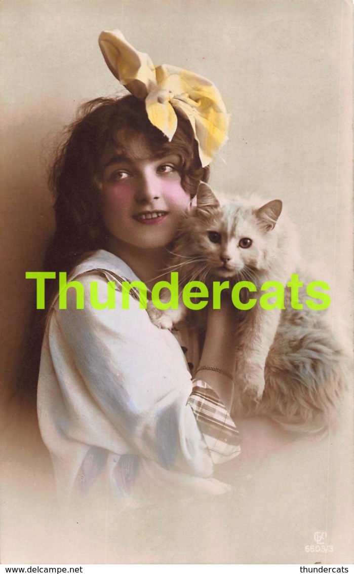 CPA PHOTO JEUNE FILLE FEMME AVEC CHAT RPPC REAL PHOTO POSTCARD YOUNG GIRL LADY WITH CAT - Chats