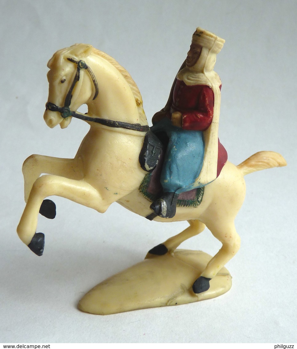 FIGURINE JIM SAPHI SUR CHEVAL CABRE - Militaires