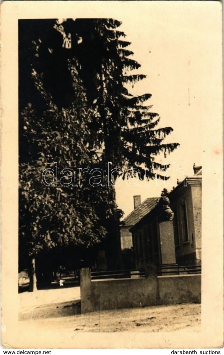 * T2/T3 1953 Ácsteszér, Utcakép. Photo  (Rb) - Non Classés