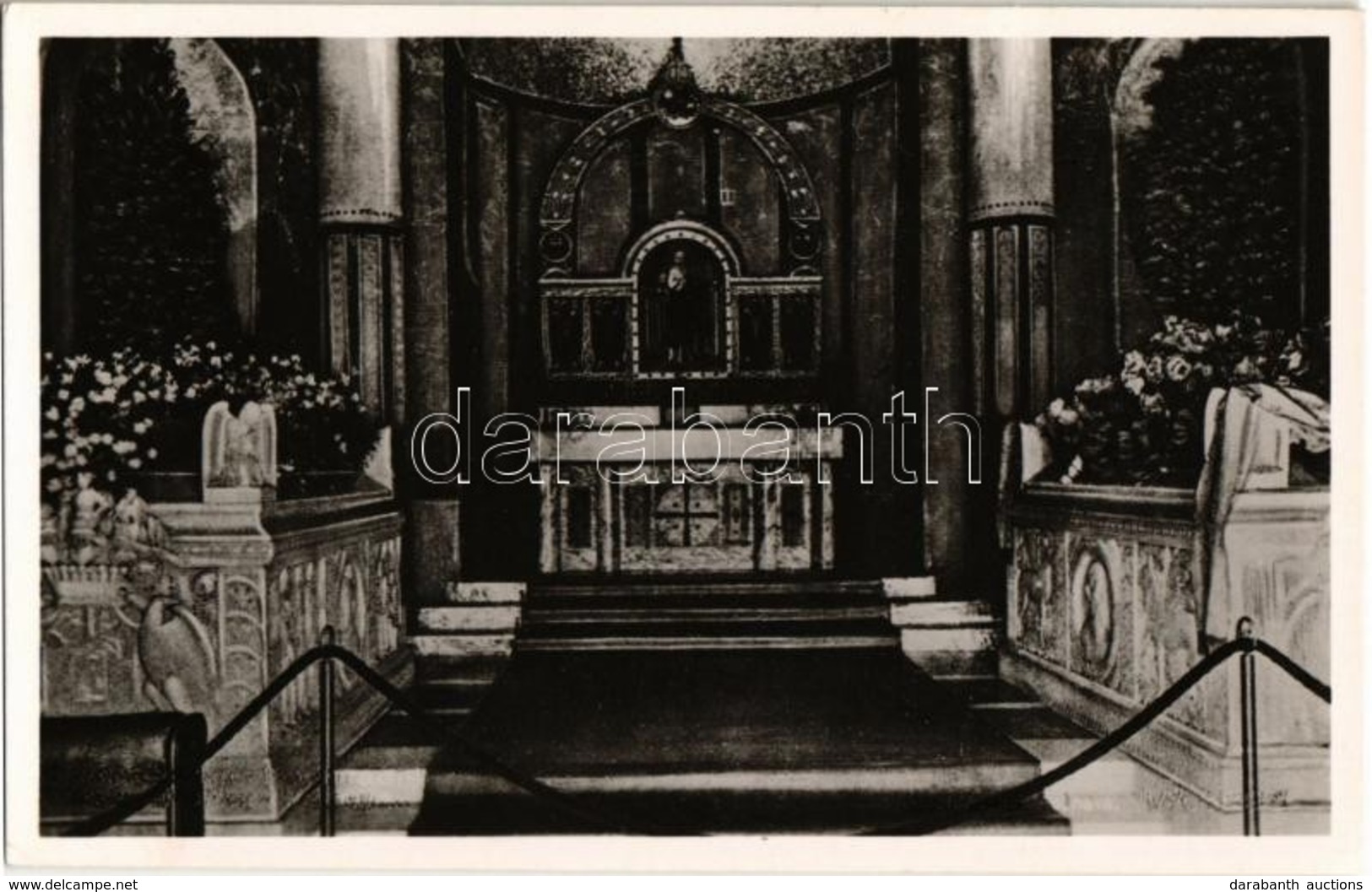 * T1/T2 Krasznahorkaváralja, Krásnohorské Podhradie; Mauzóleum, Belső / Mausoleum, Interior - Non Classés