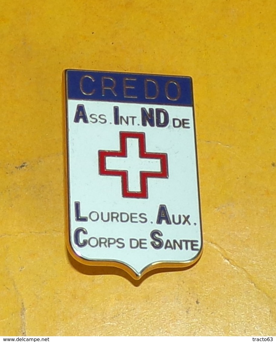 CREDO ,LOURDES AUX CORPS DE SANTE , FABRICANT MORET PARIS , ETAT VOIR PHOTO  . POUR TOUT RENSEIGNEMENT ME CONTACTER. REG - Autres & Non Classés