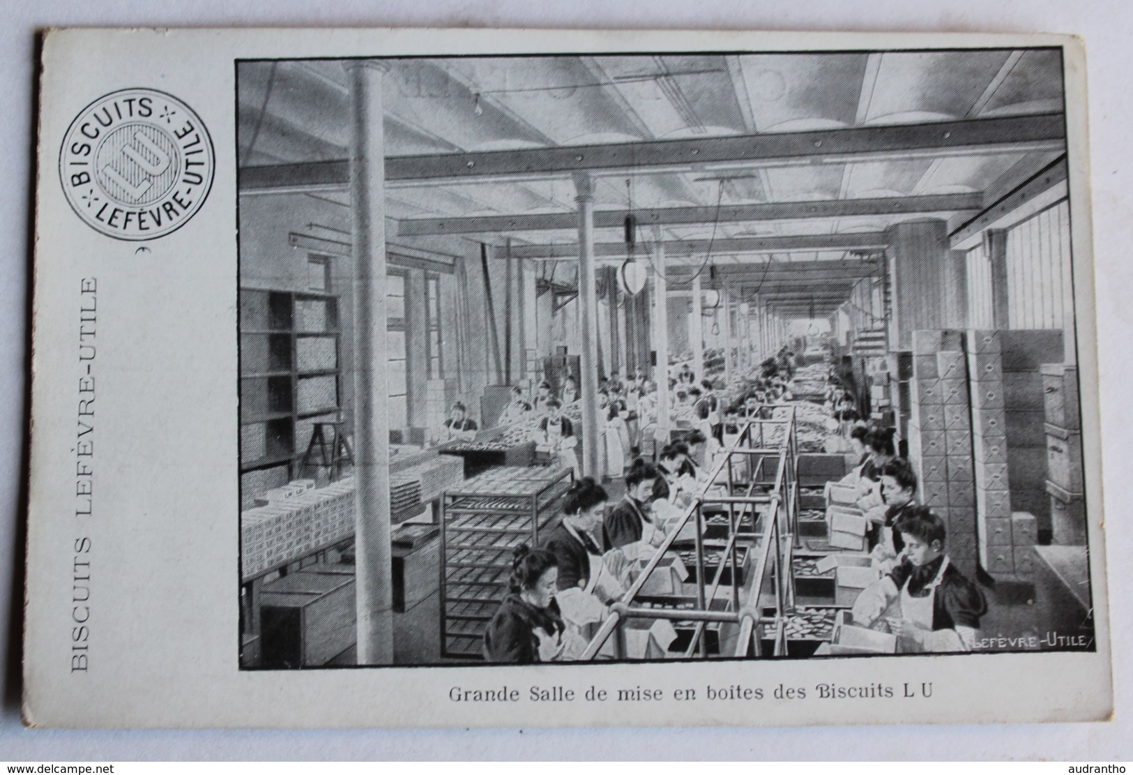 CPA Publicitaire Biscuits LU Lefèvre Utile Salle De Mise En Boites Ouvrières à La Chaine LU Usine Nantes - Publicidad