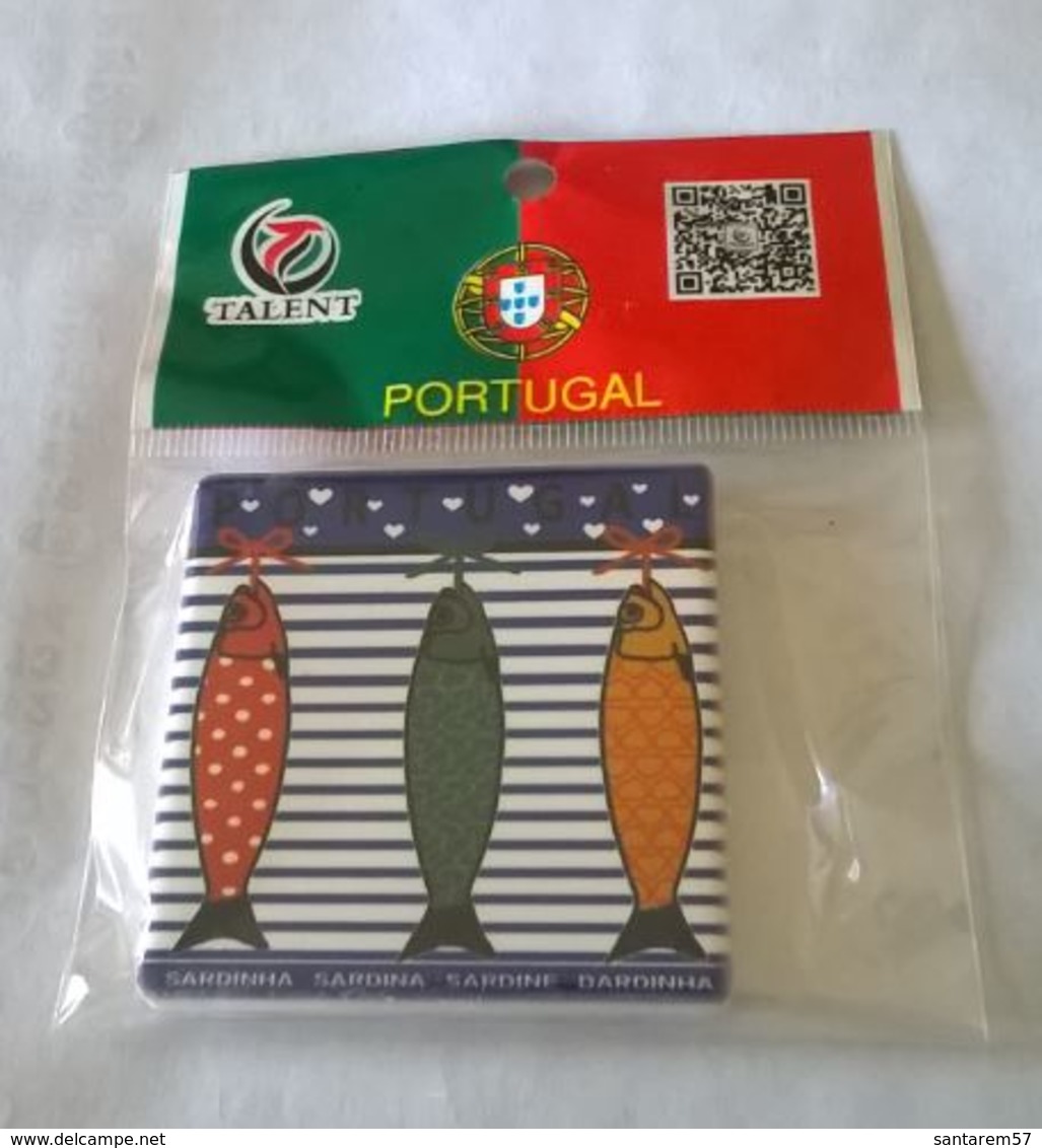 Portugal Magnet Motifs Traditionnels Sardines Coeurs - Magnets