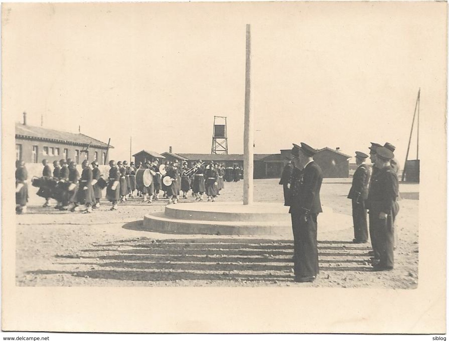 PHOTO  - FREJORGUES - Souvenir D'une Prise D'armes - Ft 11 X 8,5 Cm - Guerra, Militari